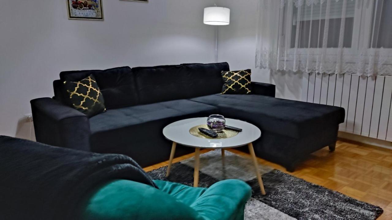 Apartman Carica Visoko Buitenkant foto