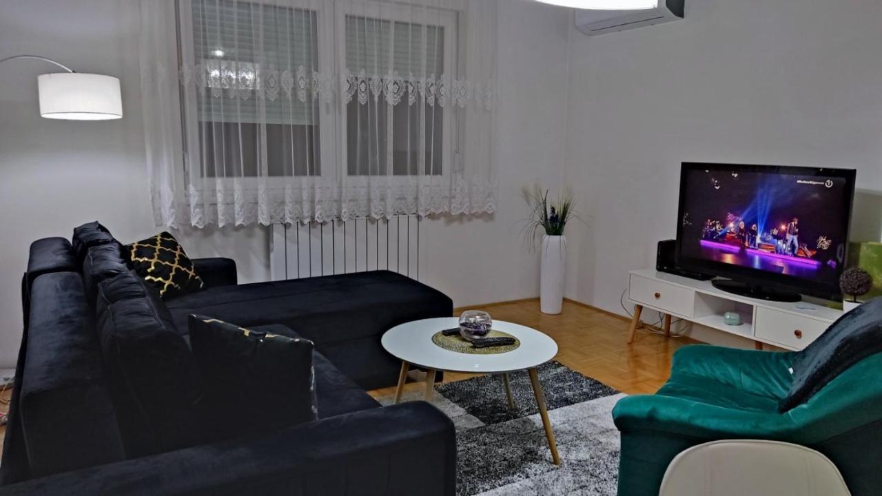 Apartman Carica Visoko Buitenkant foto