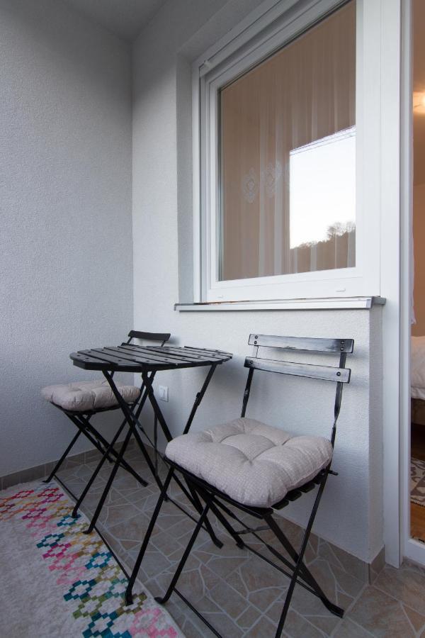 Apartman Carica Visoko Buitenkant foto